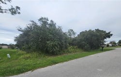 4327 Sebring Avenue, Sebring, FL 33875