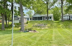 106 Lukesport Drive, Quincy, MI 49082