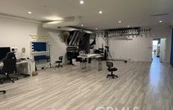 1610 W Magnolia Boulevard, Burbank, CA 91506