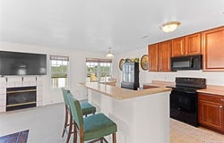 208 Amys Walk, Auburn Hills, MI 48326