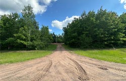53680 Oak Leaf Road, Kerrick, MN 55756