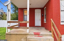 409 E WALNUT Street, YORK, PA 17403