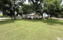 200 W Coke Road, Winnsboro, TX 75494