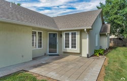 2746 Chipperfield Road, Lawrence, KS 66047