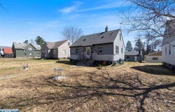 28 N 66th Ave W, Duluth, MN 55807