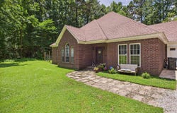 200 S Mullins Road, Holly Springs, MS 38635
