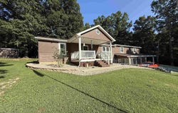 200 Woodhill Lane, Mitchell, IN 47446