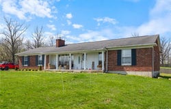 2949 Chapel Lane, New Albany, IN 47150
