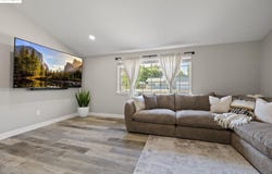 10855 Robinwood Ln, Sonora, CA 95370
