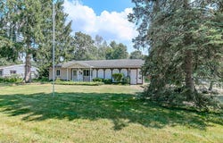 6335 S Cedarwood Road, Mentor, OH 44060
