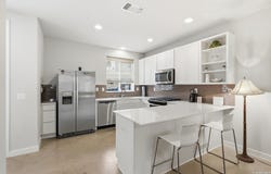 330 Clay, San Antonio, TX 78204