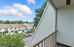 279 SUMMIT HOUSE, WEST CHESTER, PA 19382