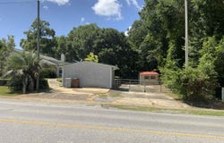 3901 Deerwood Cir, Pace, FL 32571