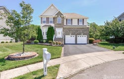 32 Carnation Road, Monroe, NJ 08831