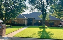 1020 Indian Ridge Drive, Denton, TX 76205