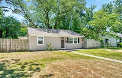 1422 Woodcrest Drive, Hampton, VA 23663
