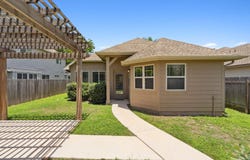 410 Tilly LN, Buda, TX 78610