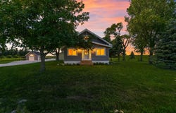 25259 620th Avenue, Nevada, IA 50201