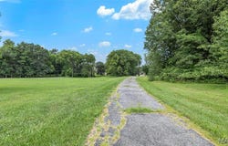 1040 Highway P, O'Fallon, MO 63366