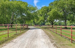 10500 Fm 916, Grandview, TX 76050