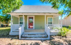 1210 N 8th Street, Ballinger, TX 76821