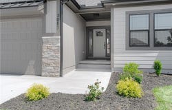 2005 Foxtail Point, Kearney, MO 64060