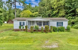 1461 Core Point Road, Blounts Creek, NC 27814