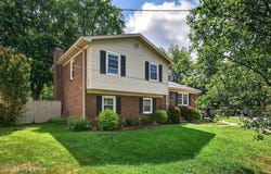 8807 Avondale Ct, Jeffersontown, KY 40299