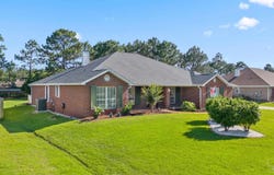 7237 Brinkley St, Navarre, FL 32566