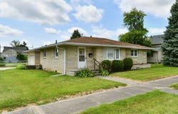 1621 N E Street, Elwood, IN 46036