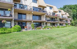 208 Bay Village Drive, Irondequoit, NY 14609