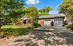 1931 Wonderland Street SW, Ocean Isle Beach, NC 28469