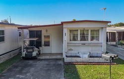 37844 Cape Cod Dr, Zephyrhills, FL 33542