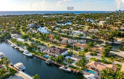 2401 NE 33RD Street, Lighthouse Point, FL 33064