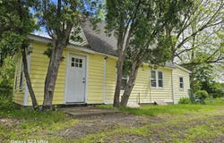 1392 Dunnsville Road, Rotterdam, NY 12306