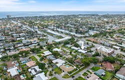 2242 NE 37th St, Lighthouse Point, FL 33064