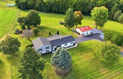 1067 LEWISBERRY Road, LEWISBERRY, PA 17339