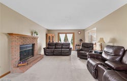 1720 Clearbrook Road NW, Massillon, OH 44646