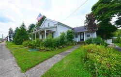 120 N Main Street N, Holland, NY 14080