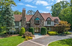 6 Loren Way, Warren Twp., NJ 07059-5140