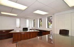 550 Main Road, Tiverton, RI 02878