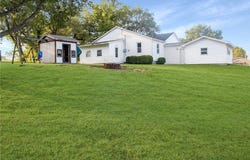 507 W Walnut Street, Waverly, MO 64096