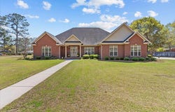 901 BROOKSIDE AVENUE, Geneva, AL 36340