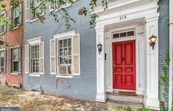 313 E MAIN STREET, MECHANICSBURG, PA 17055