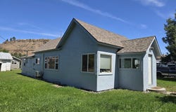 107 W 4TH ST, Wallowa, OR 97885
