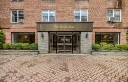 1 Vincent Rd, Bronxville, NY 10708