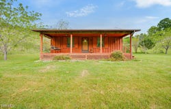 7328 Robinette Valley Road, Duffield, VA 24244