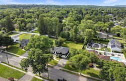 22 Tuxedo Drive, Wayne, NJ 07470