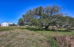 1100 Calhoun Rd, Eagle Lake, TX 77434