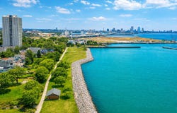 2525 S Shore Dr, Milwaukee, WI 53207